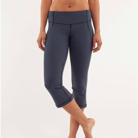 lululemon athletica Pants - Lululemon Gather & Crow Crops in Inkwell